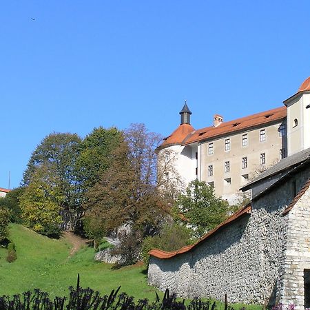 Turizem Loka - Hotel Loka Škofja Loka Exterior foto